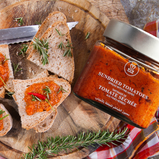 Dried tomato spread with fine herbs