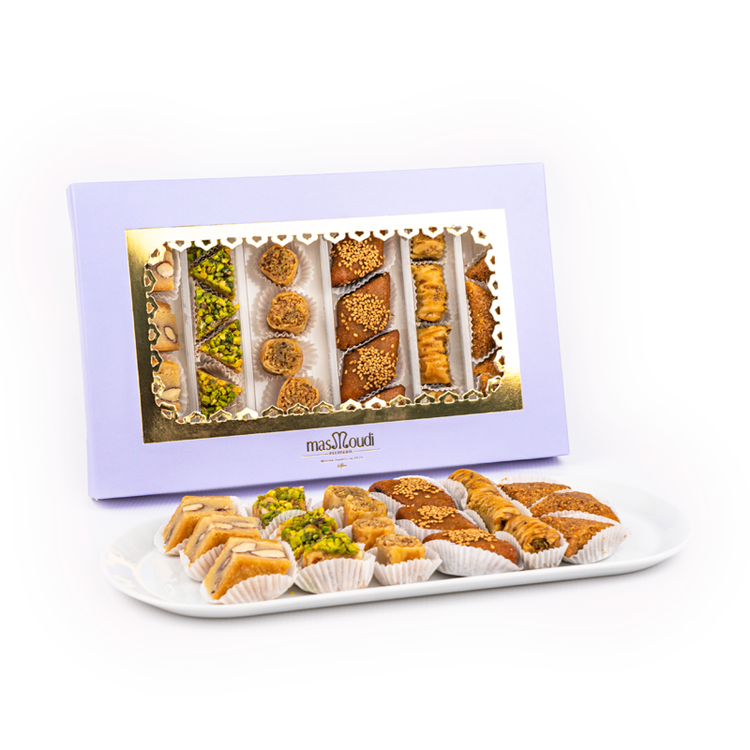 Traditional Chichkhan box 27 pieces